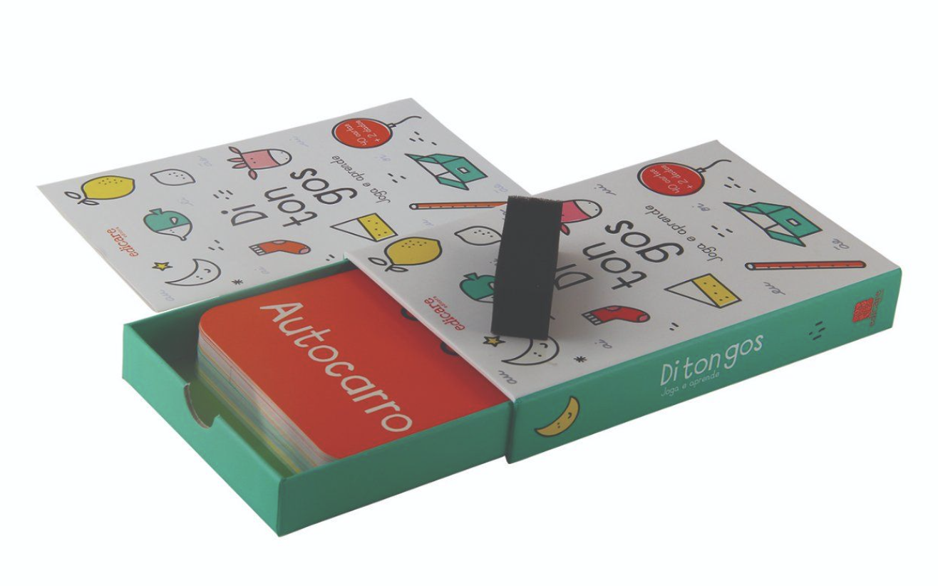Flashcard tuck box